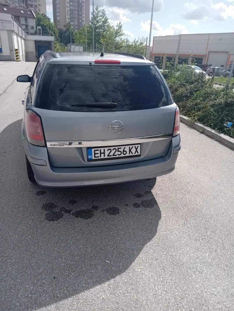 Opel Astra 1.6, снимка 2 - Автомобили и джипове - 48638442