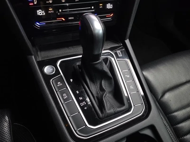 VW Passat 2.0 TDI 4MOTION PRESTIGE, снимка 9 - Автомобили и джипове - 55001217