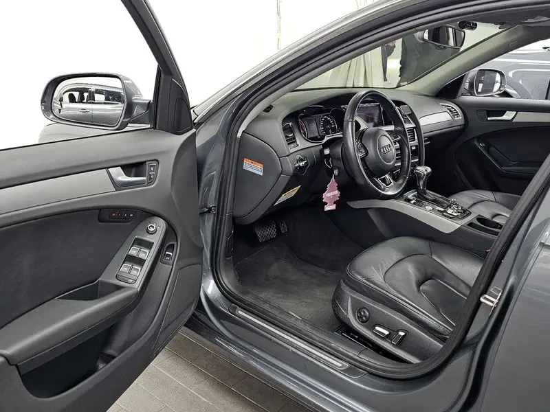 Audi A4 * 2.0 TDI* АВТОКРЕДИТ БЕЗ ПЪРВОНАЧАЛНА ВНОСКА* , снимка 17 - Автомобили и джипове - 55060576