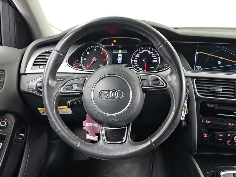 Audi A4 * 2.0 TDI* АВТОКРЕДИТ БЕЗ ПЪРВОНАЧАЛНА ВНОСКА* , снимка 9 - Автомобили и джипове - 55060576