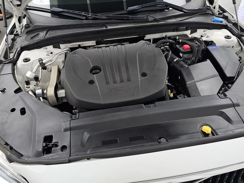 Volvo V90 2.0 235 hp Automatic, снимка 6 - Автомобили и джипове - 55813079