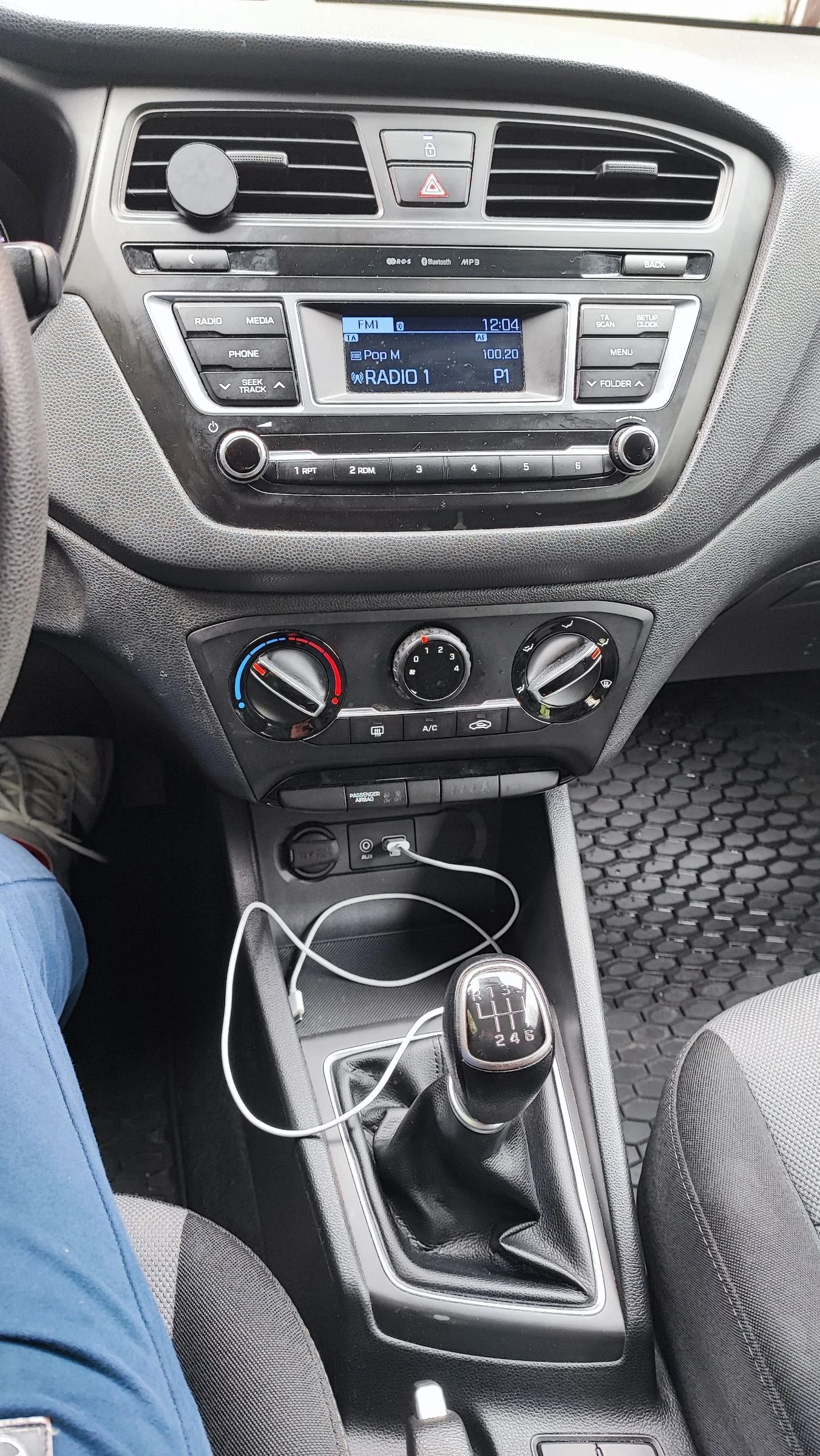 Hyundai I20 1.1 CRDI EURO 6 | Mobile.bg — изображение 14