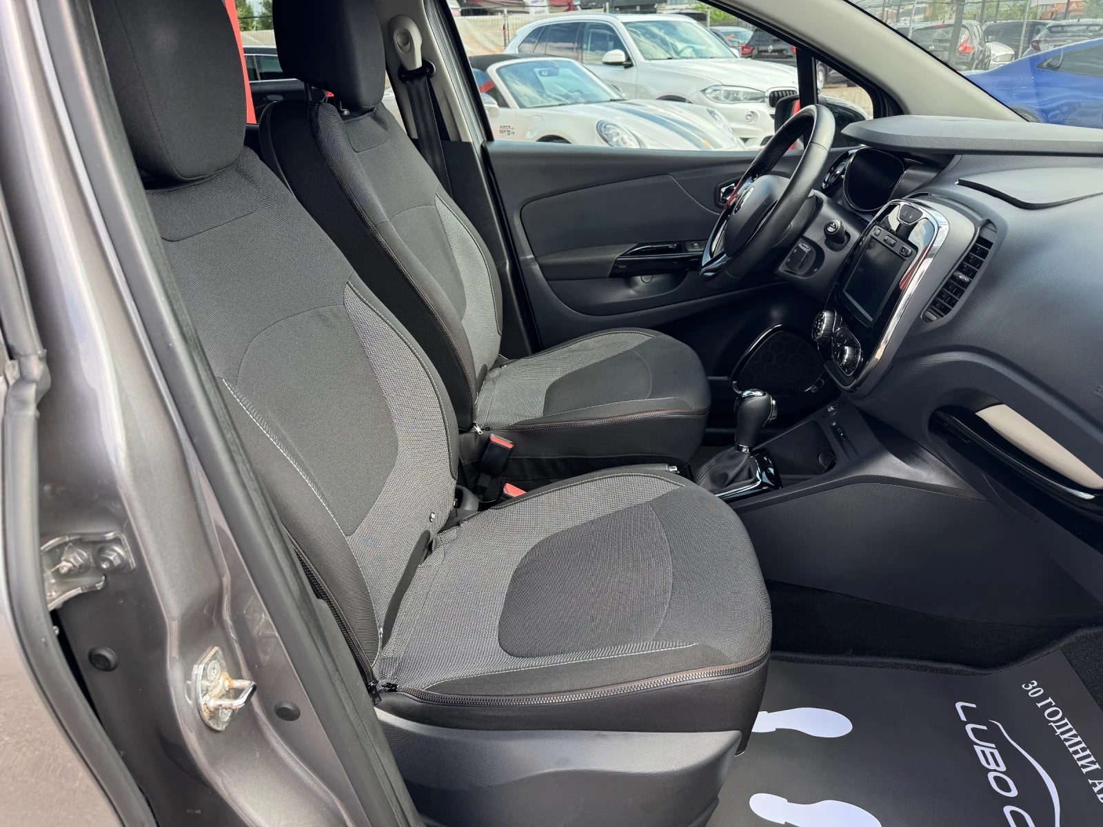 Renault Captur 1.2i--KEYLESS-NAVI- | Mobile.bg   16
