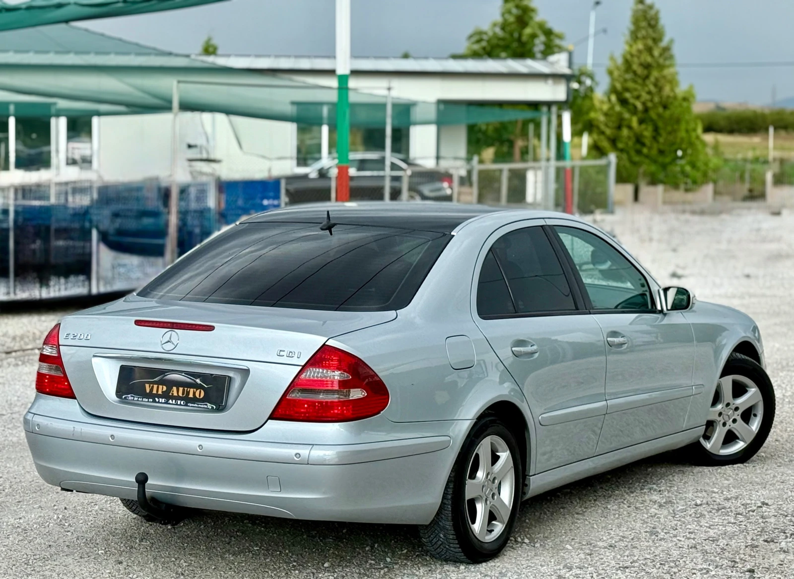 Mercedes-Benz E 200 2.2CDI ELEGANCE NAVI AVTOMAT - изображение 5