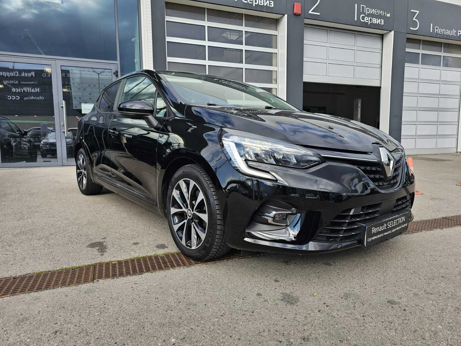 Renault Clio E-TECH HYBRID 90 EDC - изображение 2