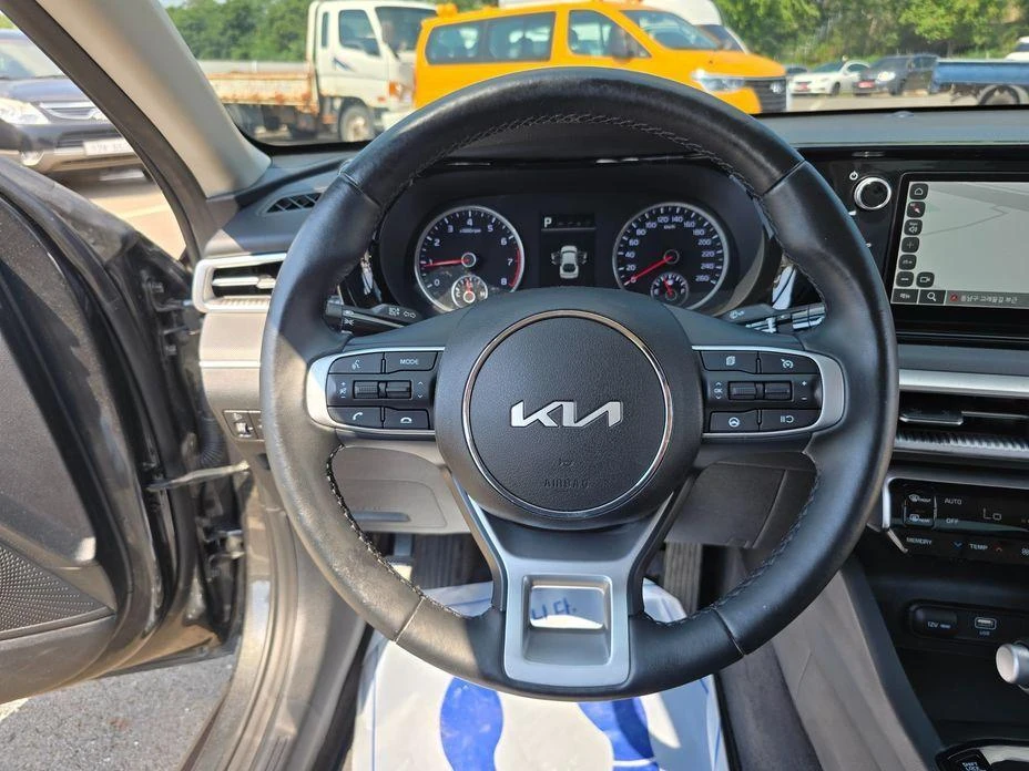 Kia K5 2.0 LPG Trendy * НАЙ-ДОБРА ЦЕНА В БЪЛГАРИЯ*  - изображение 9