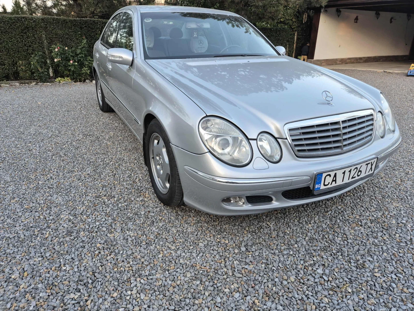 Mercedes-Benz E 270  - изображение 5