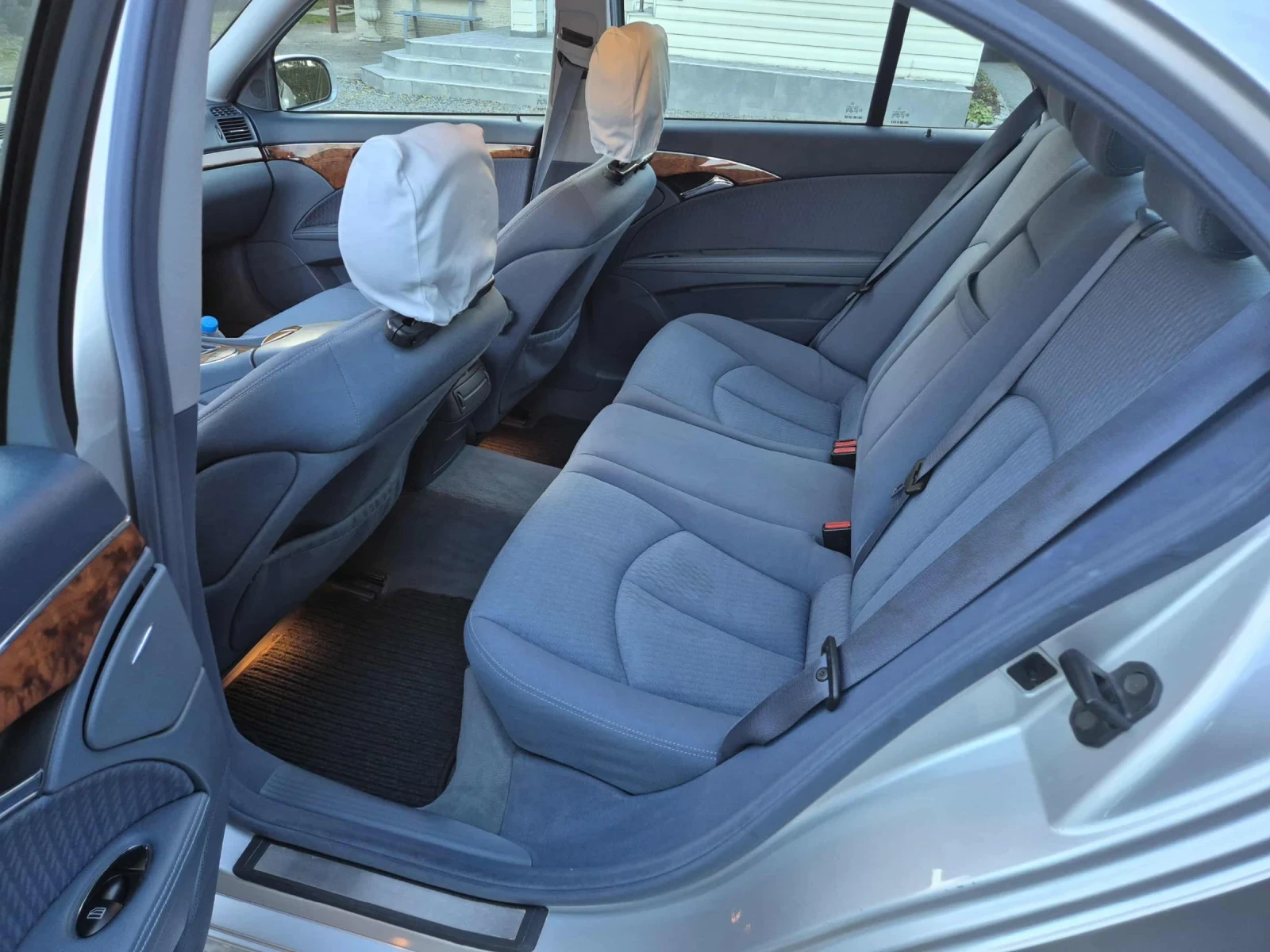 Mercedes-Benz E 270  - изображение 8