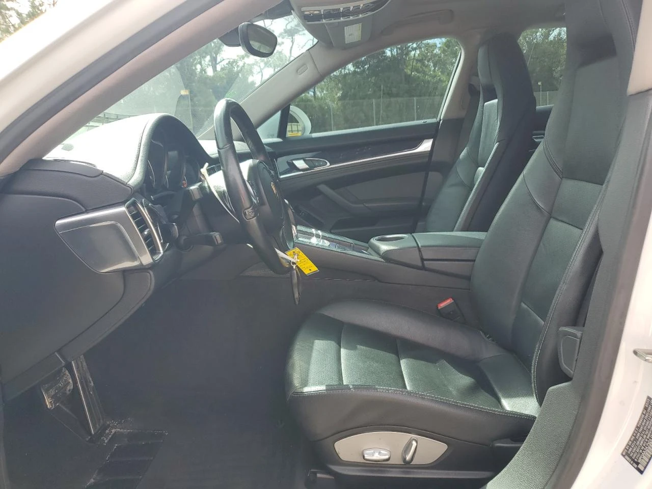 Porsche Panamera  - изображение 7