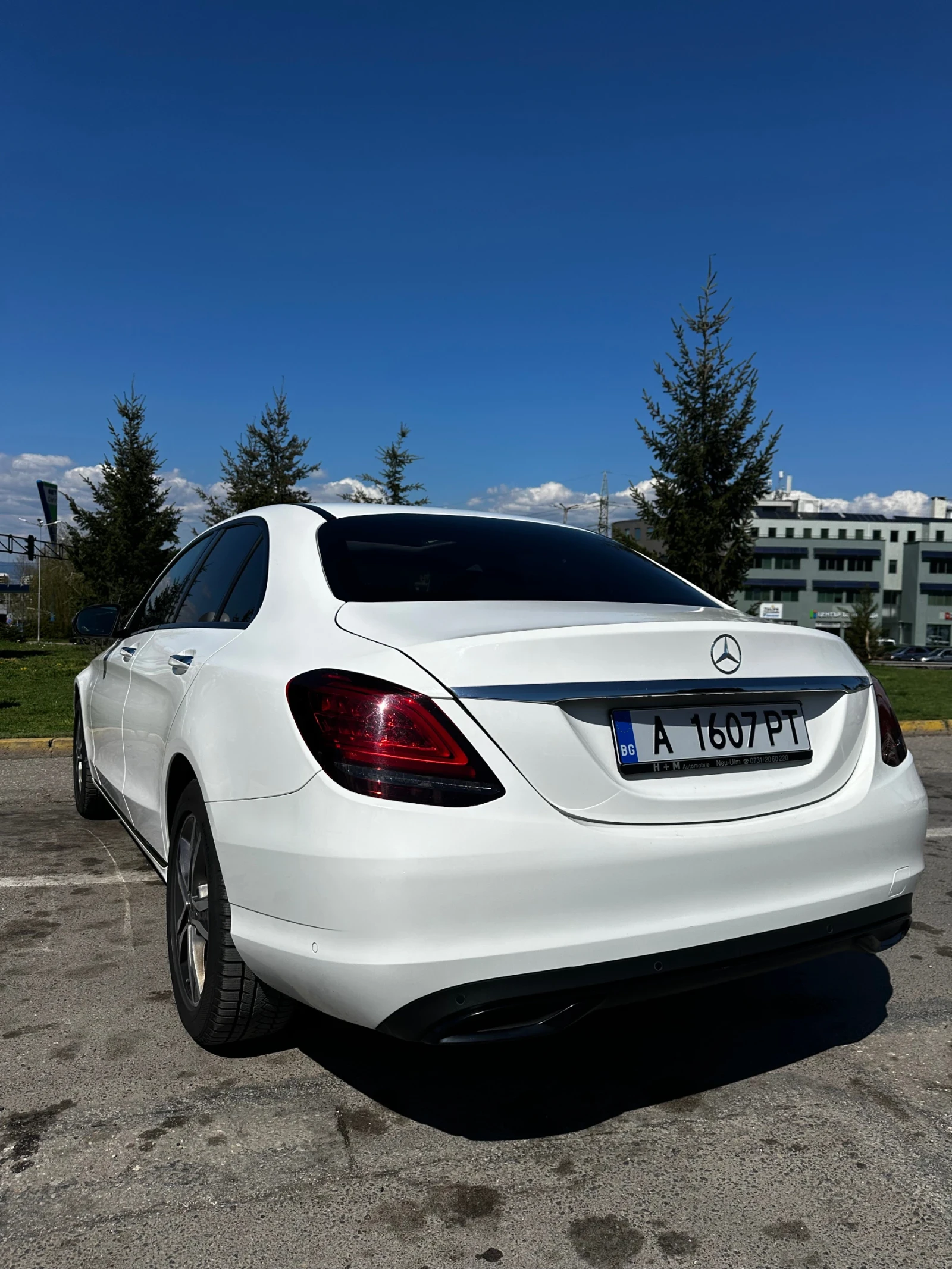 Mercedes-Benz C 220 4 matic, снимка 4 - Автомобили и джипове - 54417956