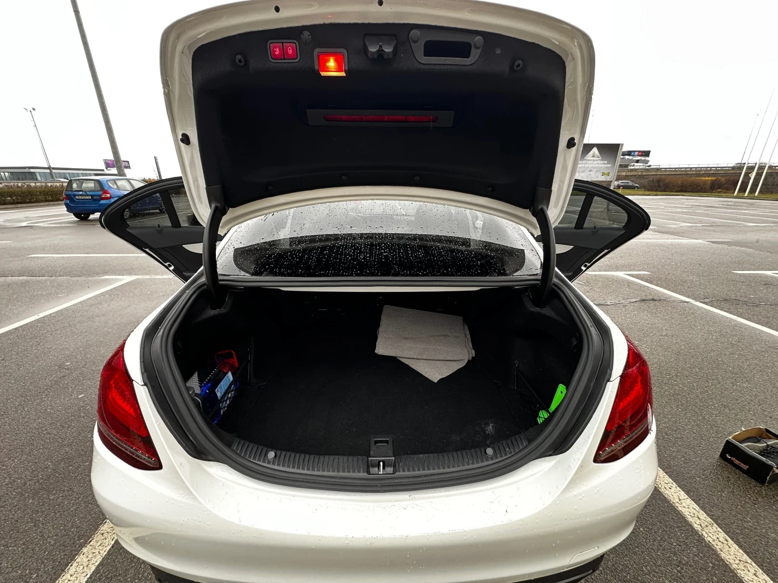 Mercedes-Benz C 220 4 matic, снимка 11 - Автомобили и джипове - 53966008