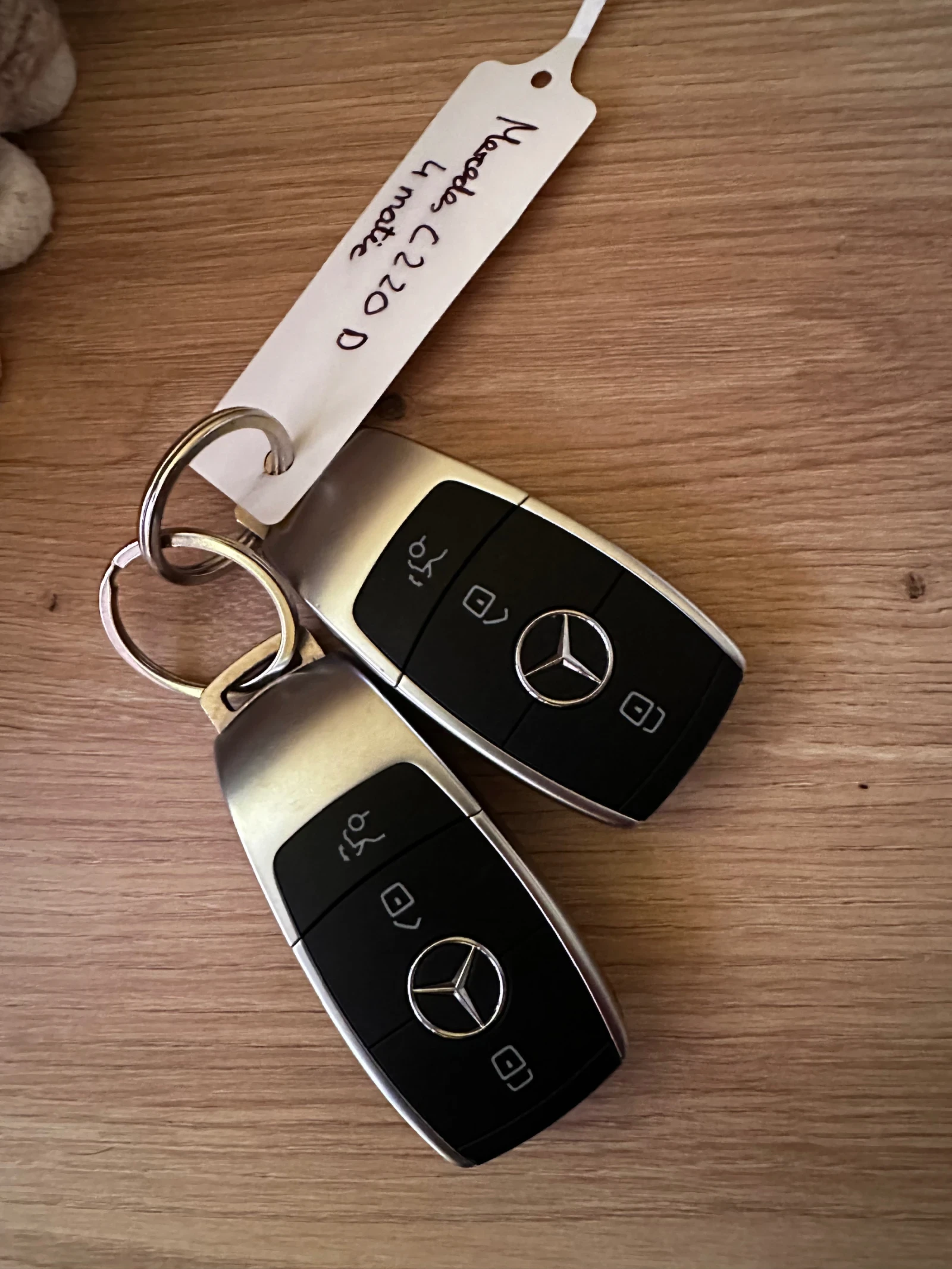 Mercedes-Benz C 220 4 matic, снимка 16 - Автомобили и джипове - 54417956