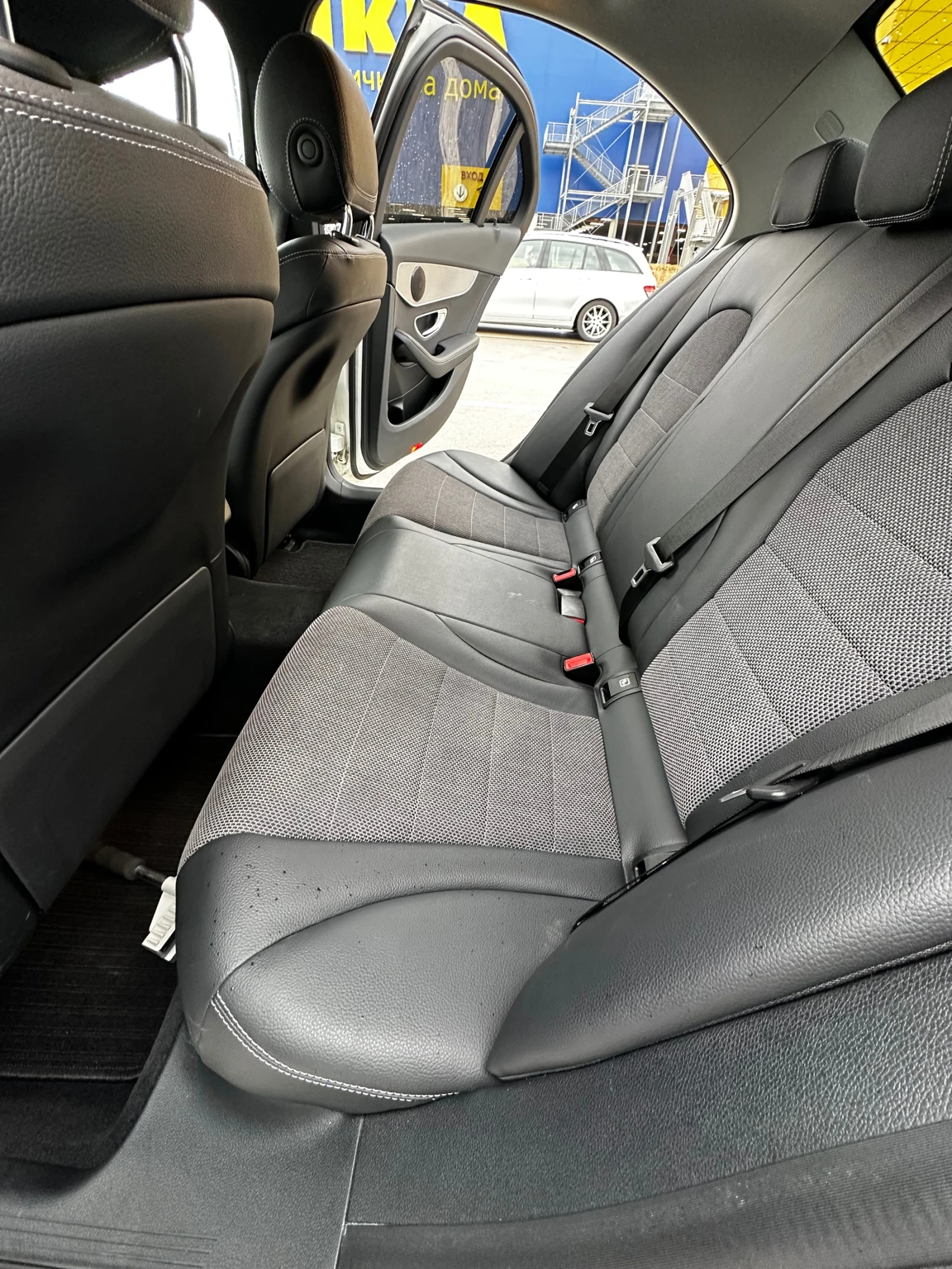 Mercedes-Benz C 220 4 matic, снимка 10 - Автомобили и джипове - 53966008