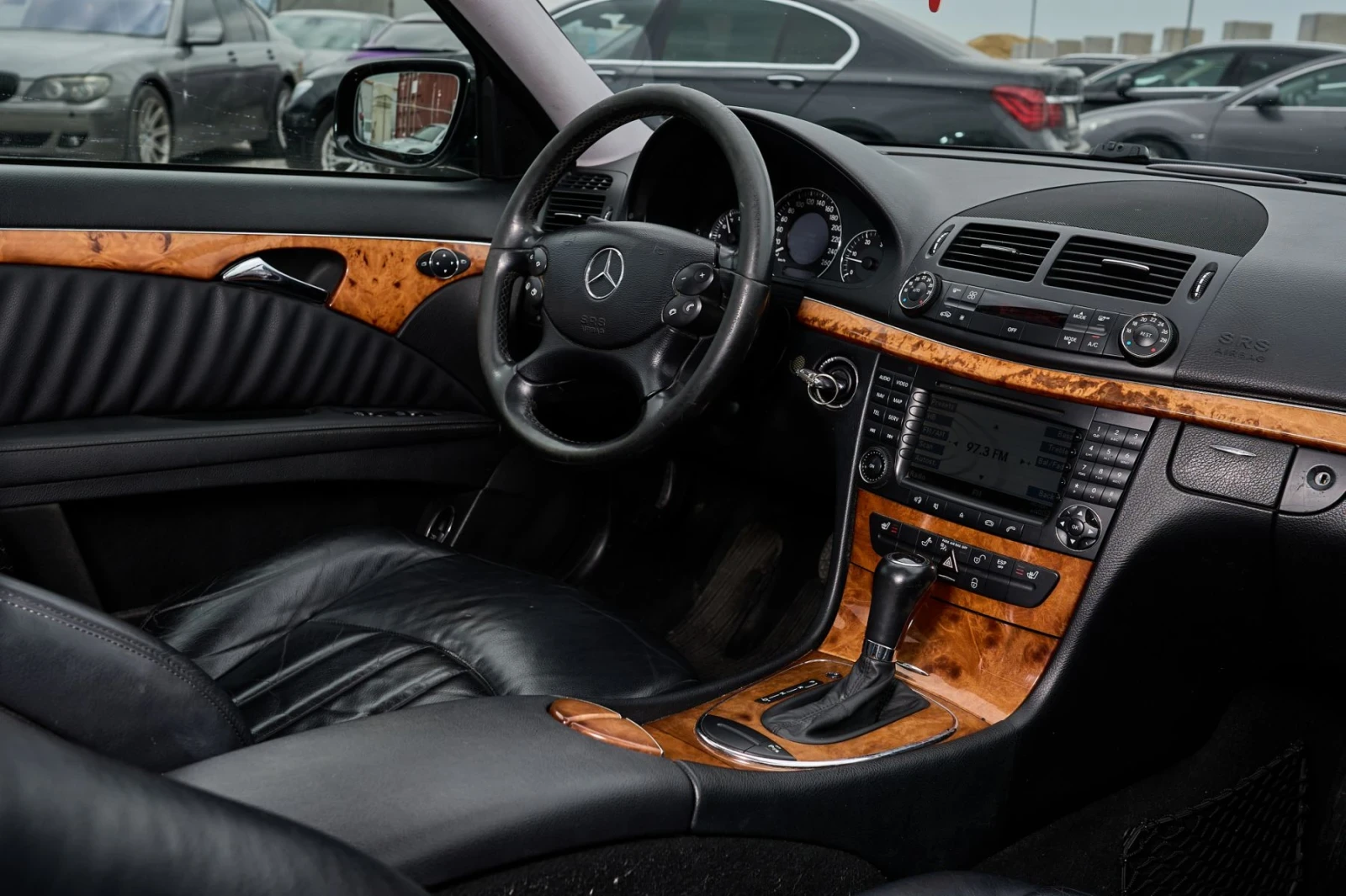 Mercedes-Benz E 280 Facelift , снимка 12 - Автомобили и джипове - 54083176