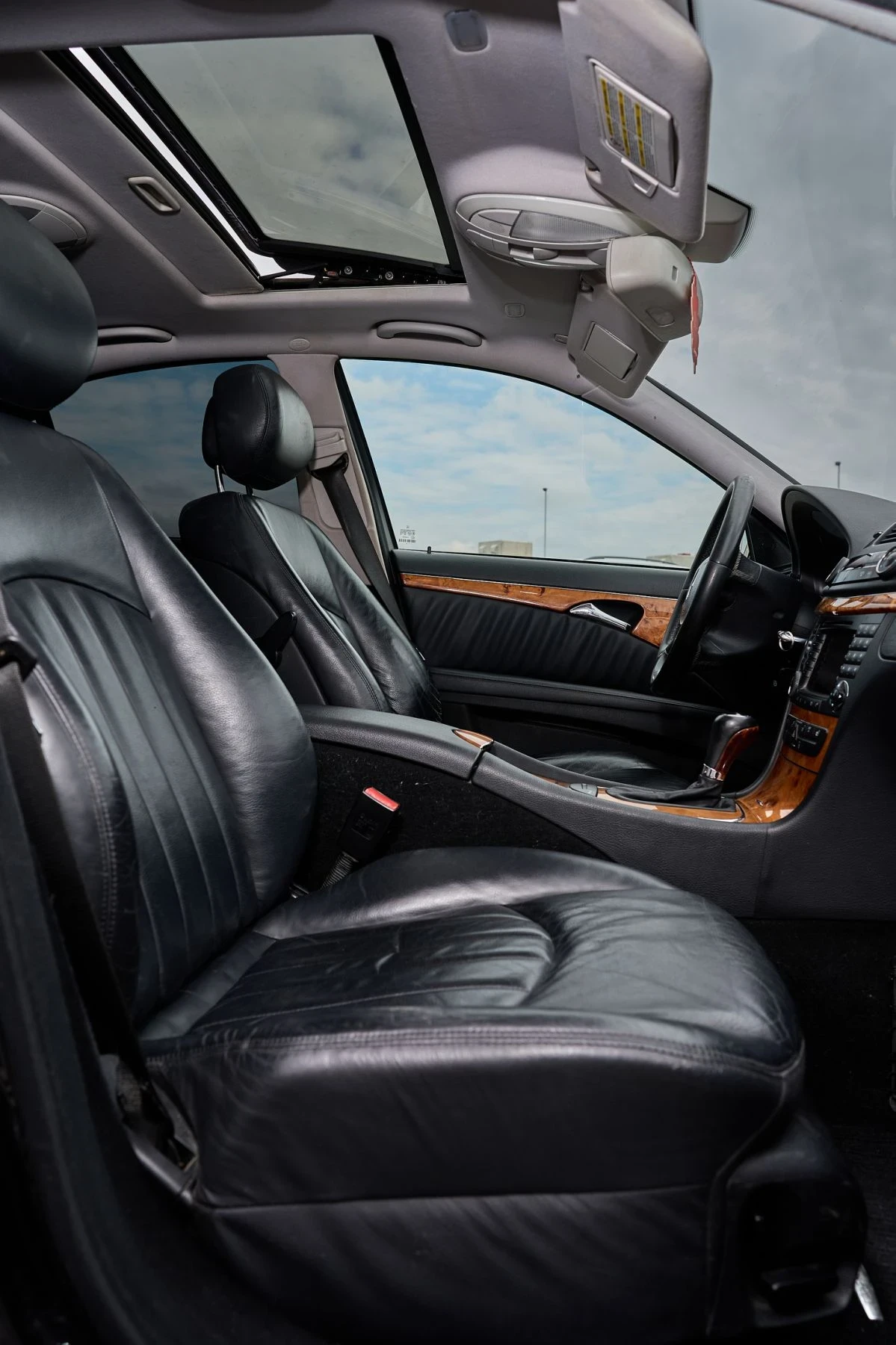 Mercedes-Benz E 280 Facelift , снимка 11 - Автомобили и джипове - 54083176