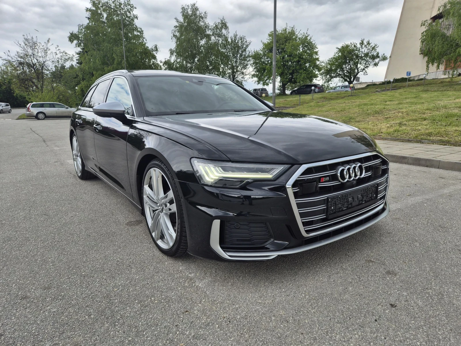 Audi S6 TDI 350кс Matrix Панорама 360 Камери B&O, снимка 2 - Автомобили и джипове - 54477033