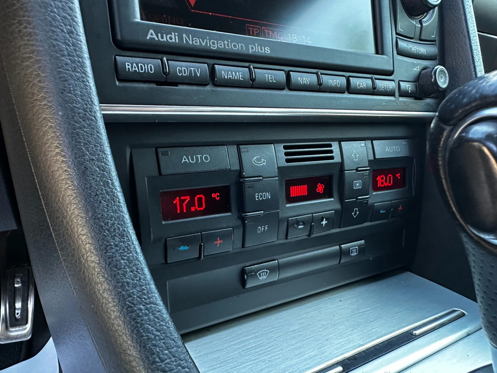 Audi A4 3.0d 233 к.с./quattro , снимка 13 - Автомобили и джипове - 54923821