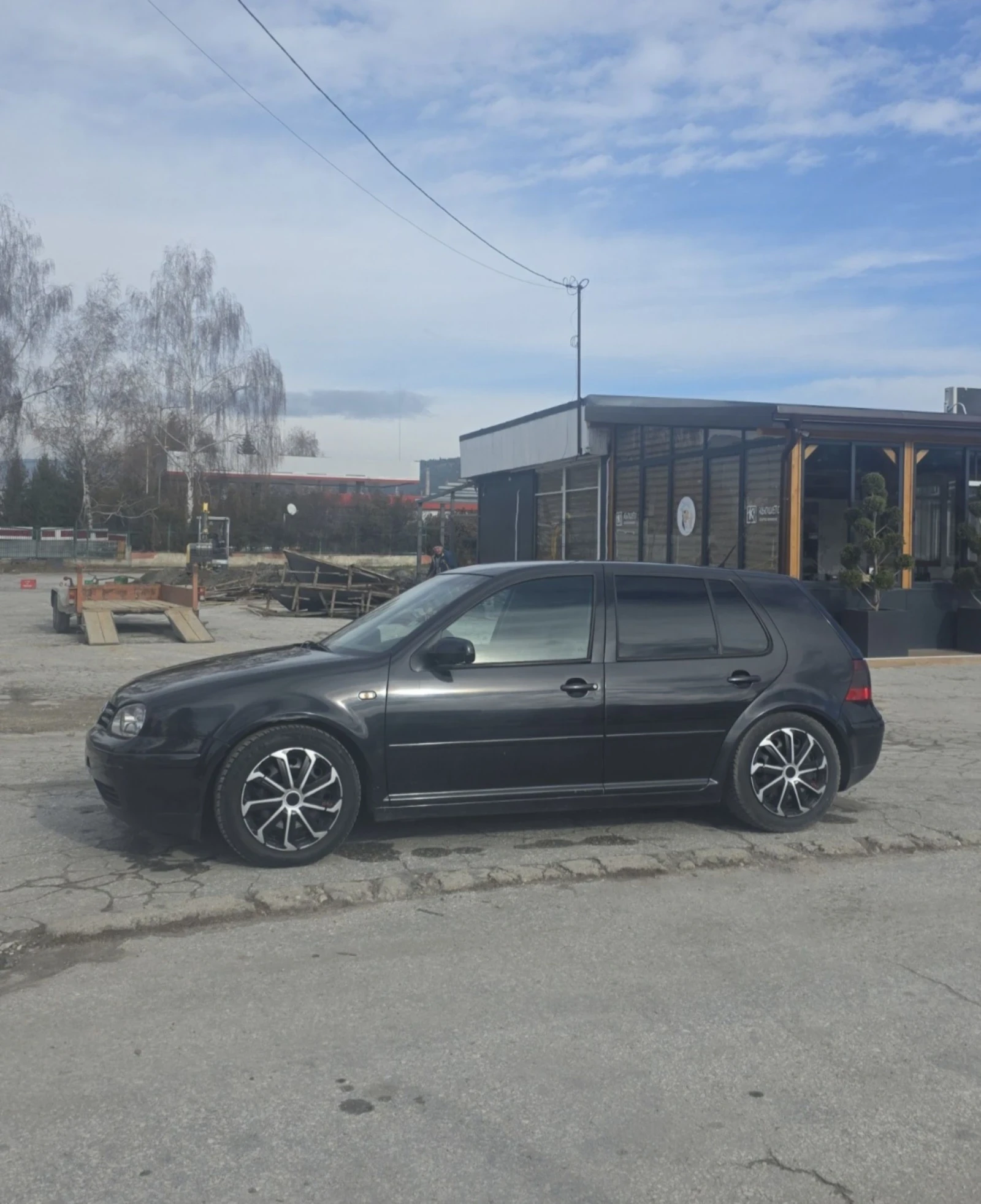 VW Golf, снимка 5 - Автомобили и джипове - 55035766