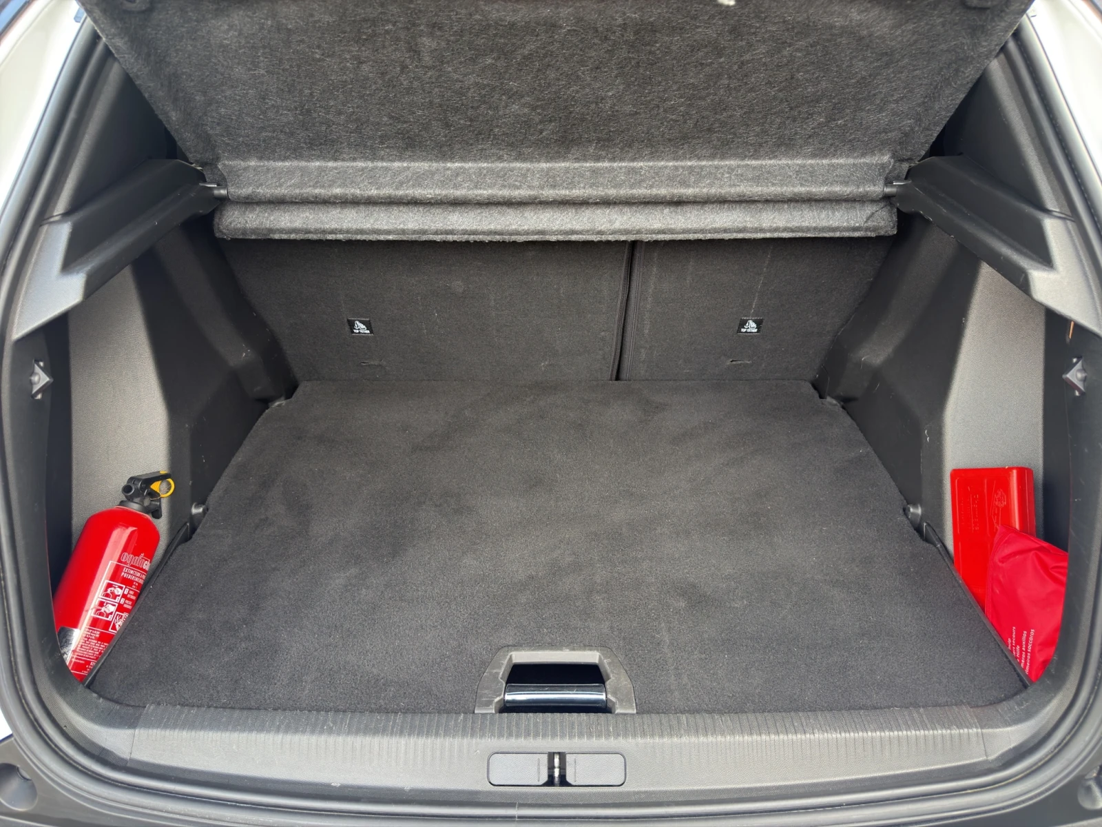 Peugeot 2008 1, 5 BlueHDi 130 EAT8 EURO6//2110R08 | Mobile.bg � ����������� 13