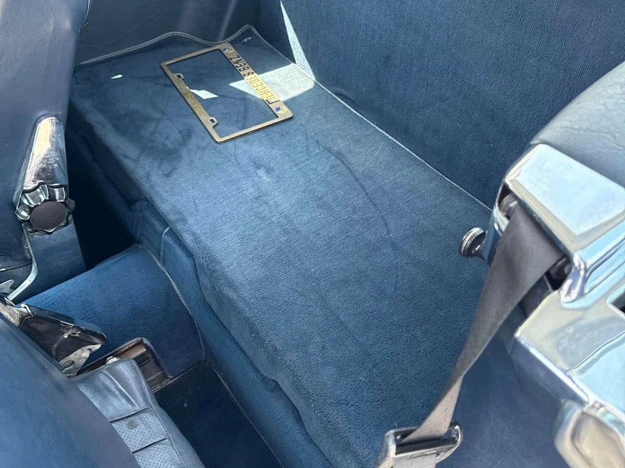 Mercedes-Benz 560 * 560SL * АВТОКРЕДИТ БЕЗ ПЪРВОНАЧАЛНА ВНОСКА* , снимка 15 - Автомобили и джипове - 55277976
