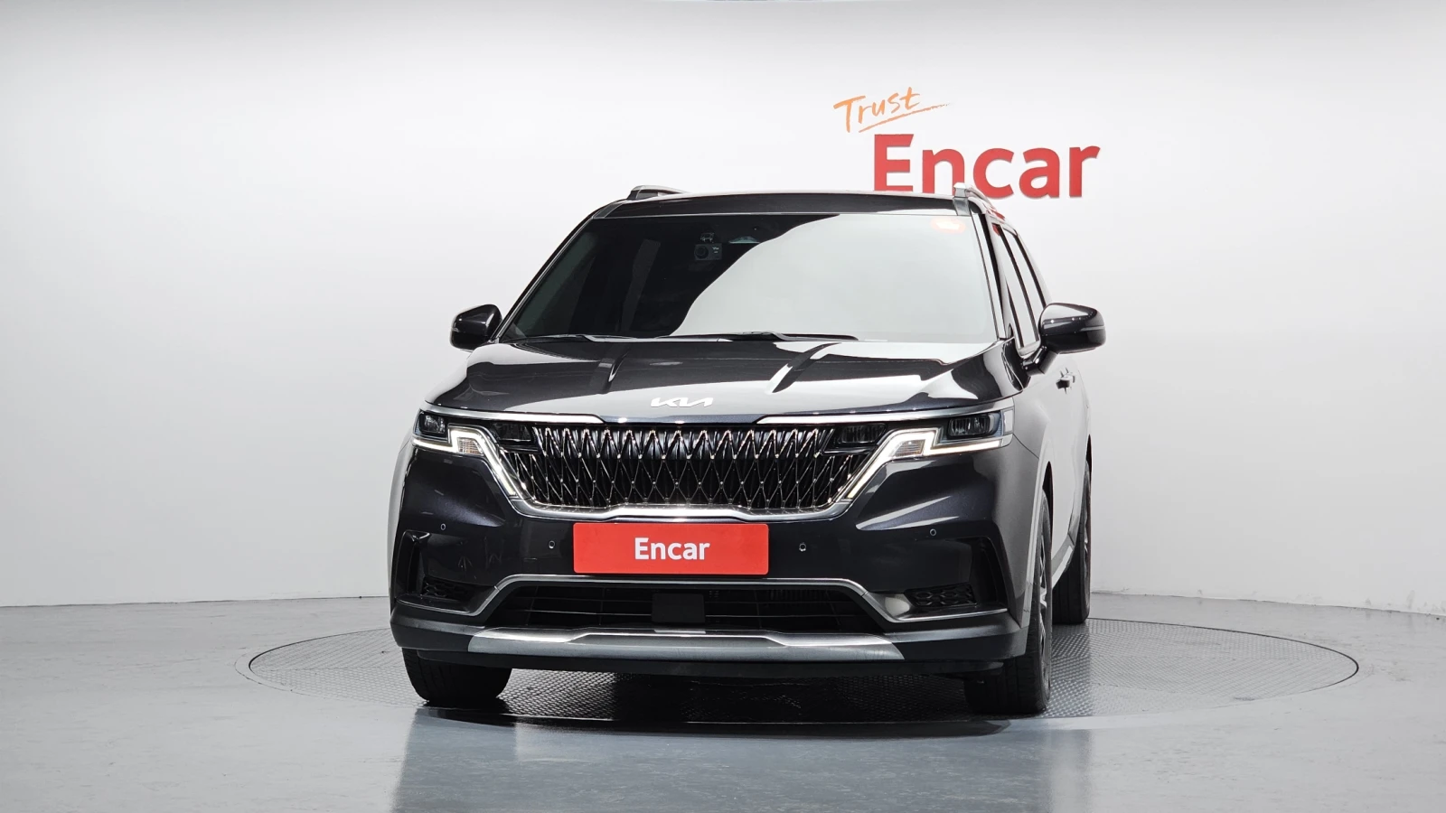 Kia Carnival ЕЛ. БАГАЖНИК* ПОДГРЕВ ВОЛАН* КРАЙНА ЦЕНА, снимка 3 - Автомобили и джипове - 55463043