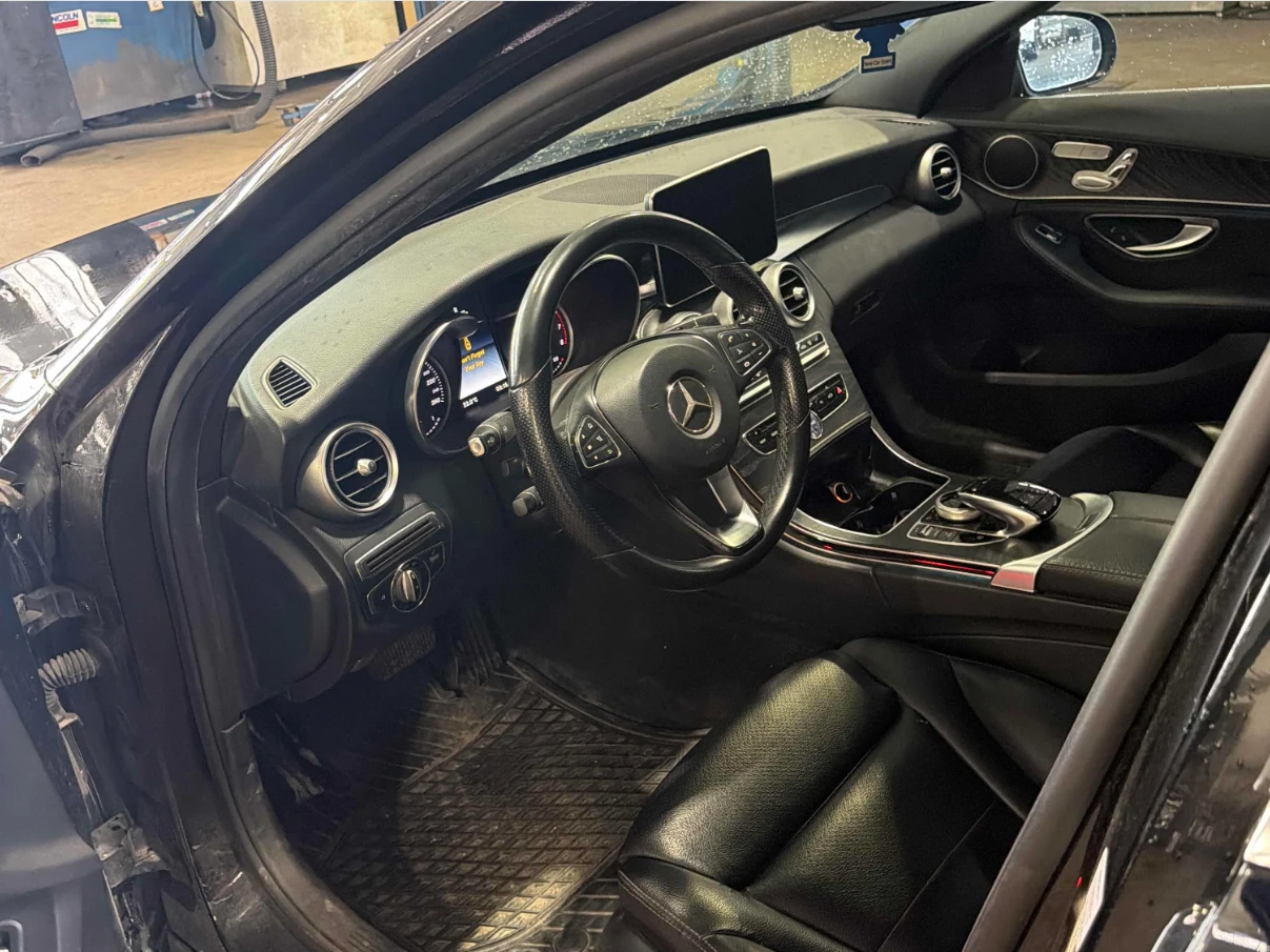 Mercedes-Benz C 300 AMG PACKAGE, снимка 7 - Автомобили и джипове - 55528532