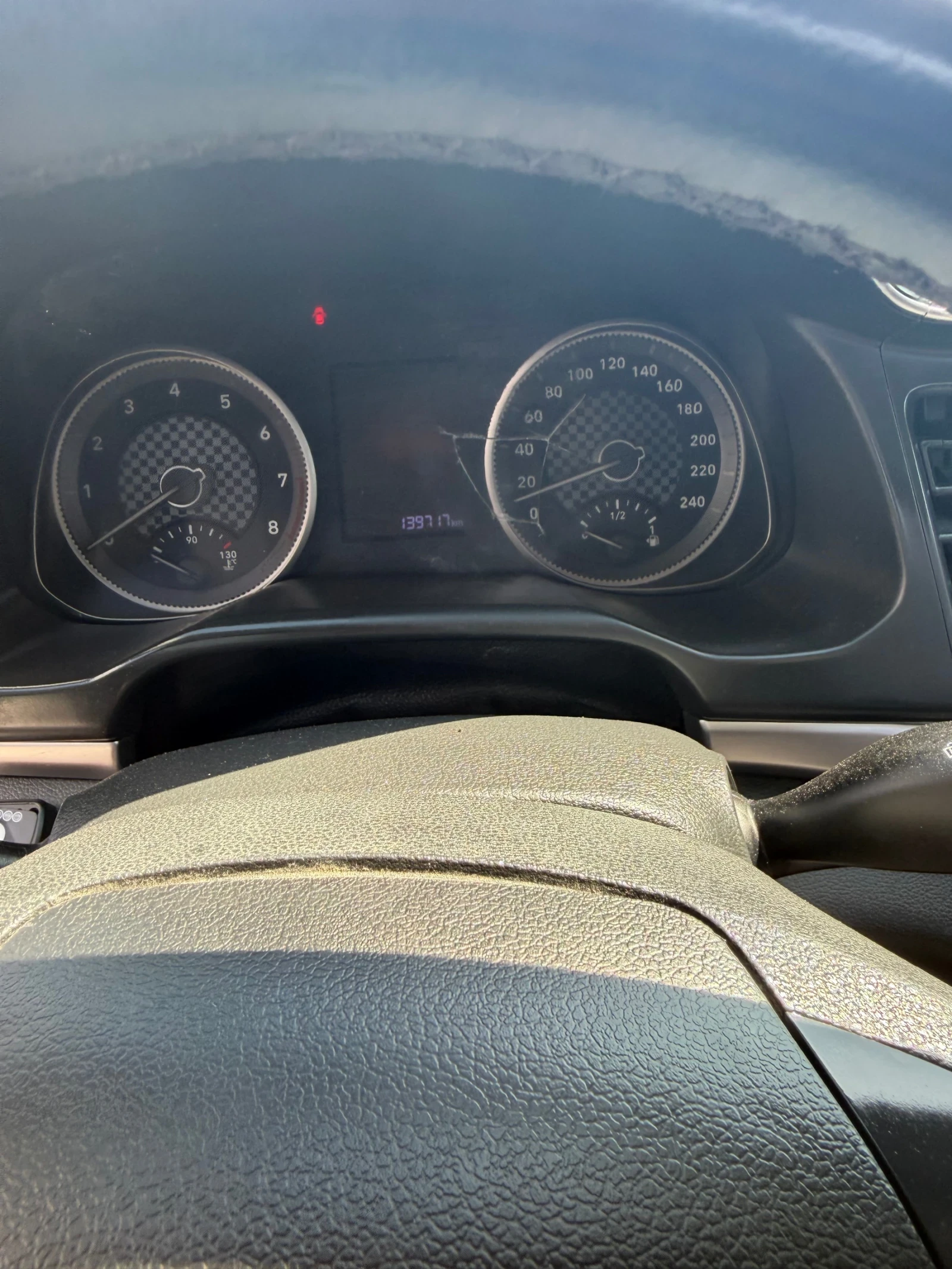 Hyundai Elantra 1.6 Бензин/Газ, снимка 7 - Автомобили и джипове - 55643866