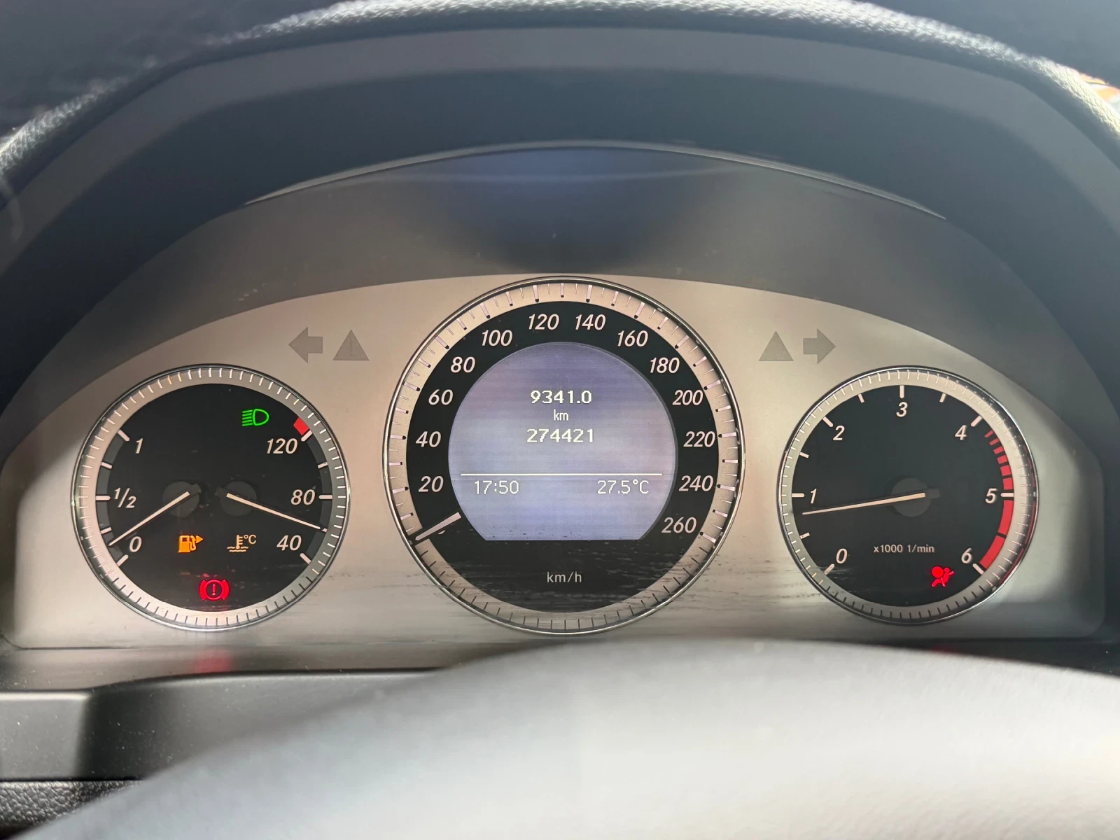 Mercedes-Benz C 220 2.2CDI 170К.С. 6SPEED НАВИГАЦИЯ КОЖЕН САЛОН УНИКАТ, снимка 9 - Автомобили и джипове - 55721191