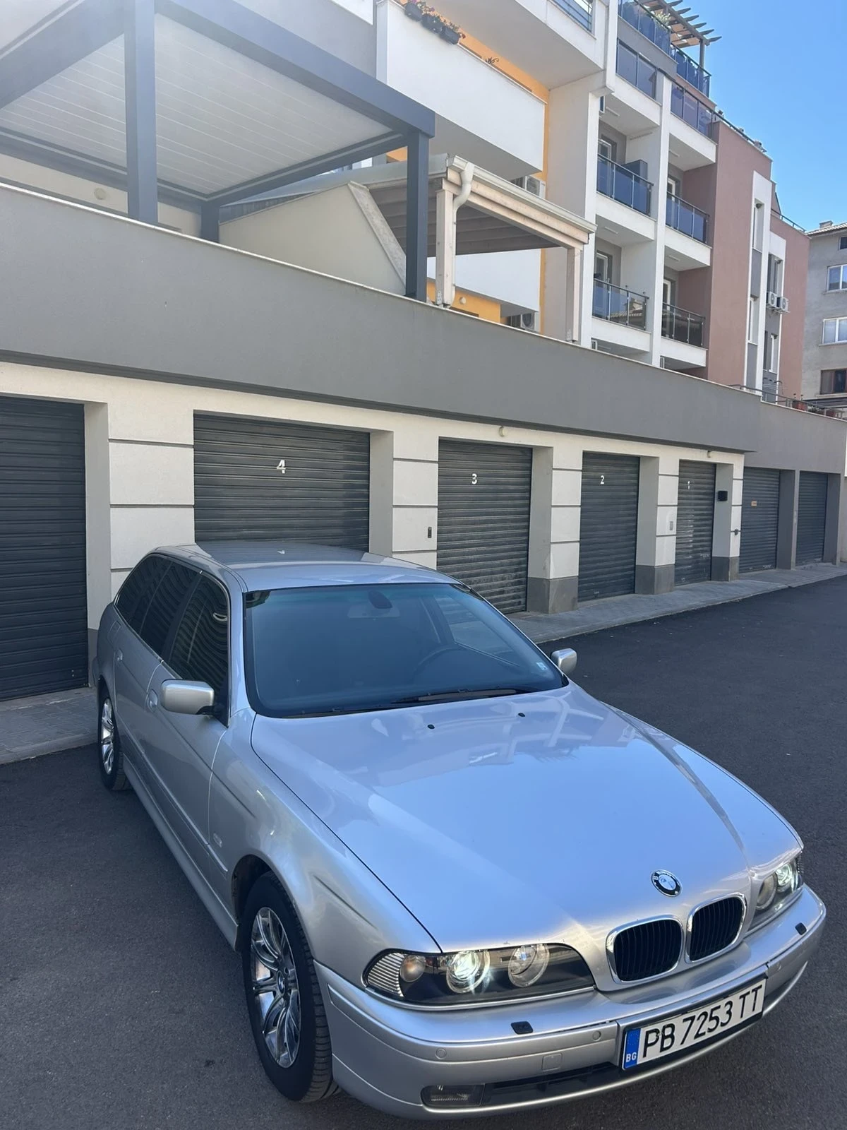 BMW 525, снимка 3 - Автомобили и джипове - 55961673