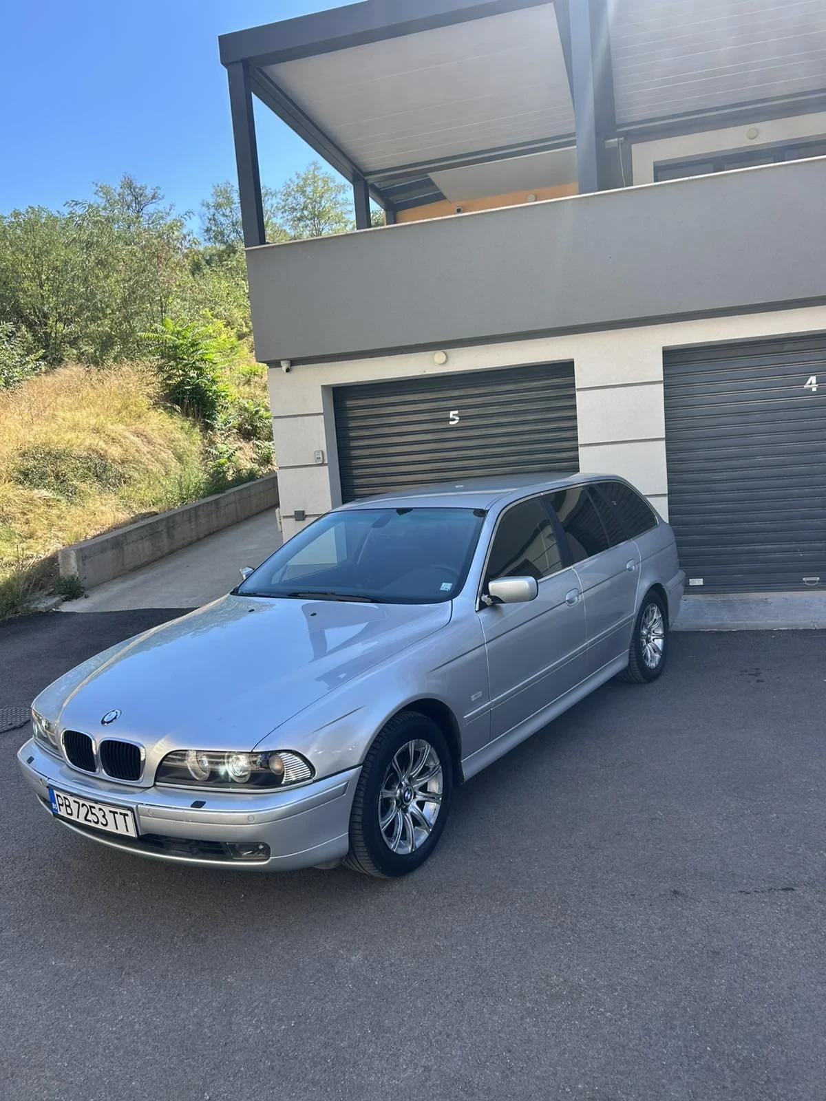 BMW 525, снимка 4 - Автомобили и джипове - 55961673