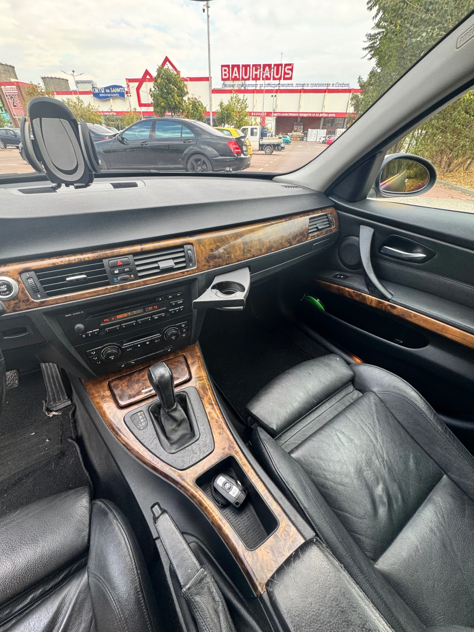 BMW 320 Е90, снимка 8 - Автомобили и джипове - 56045146