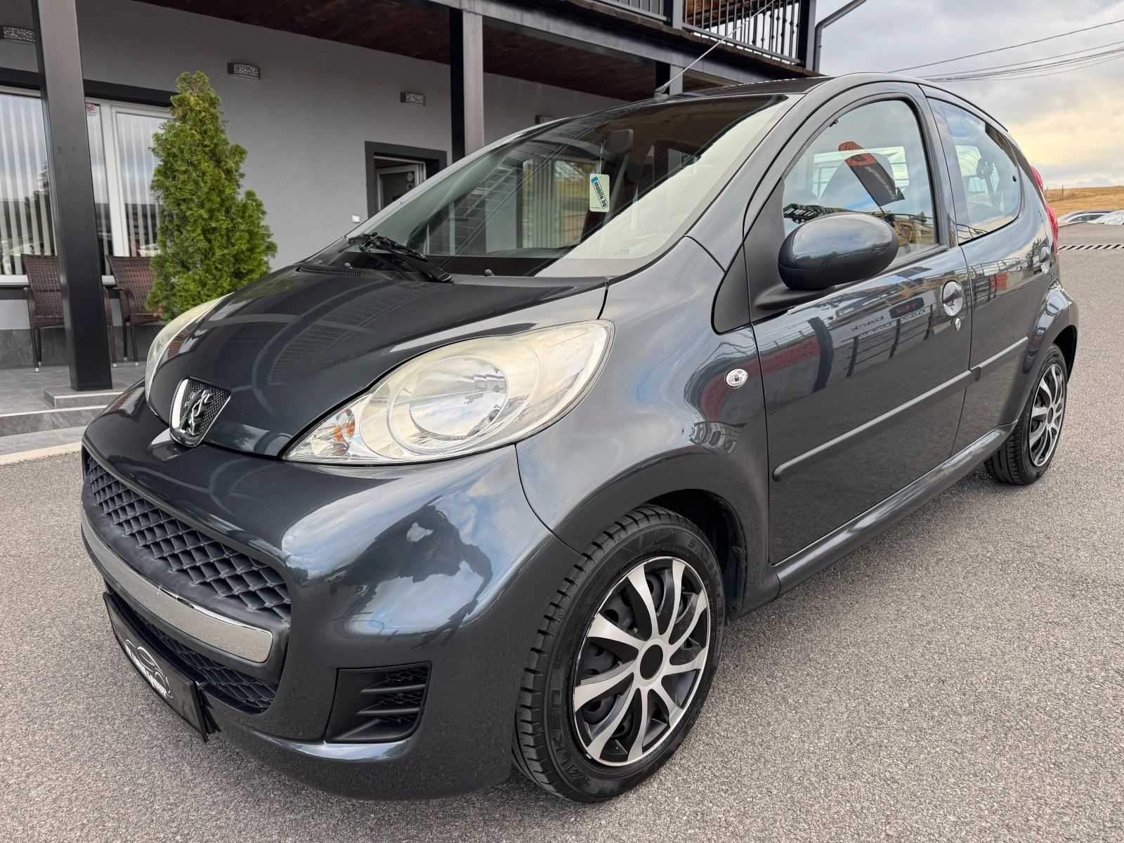 Peugeot 107 1.0I AUTOMATIC НОВ ВНОС 