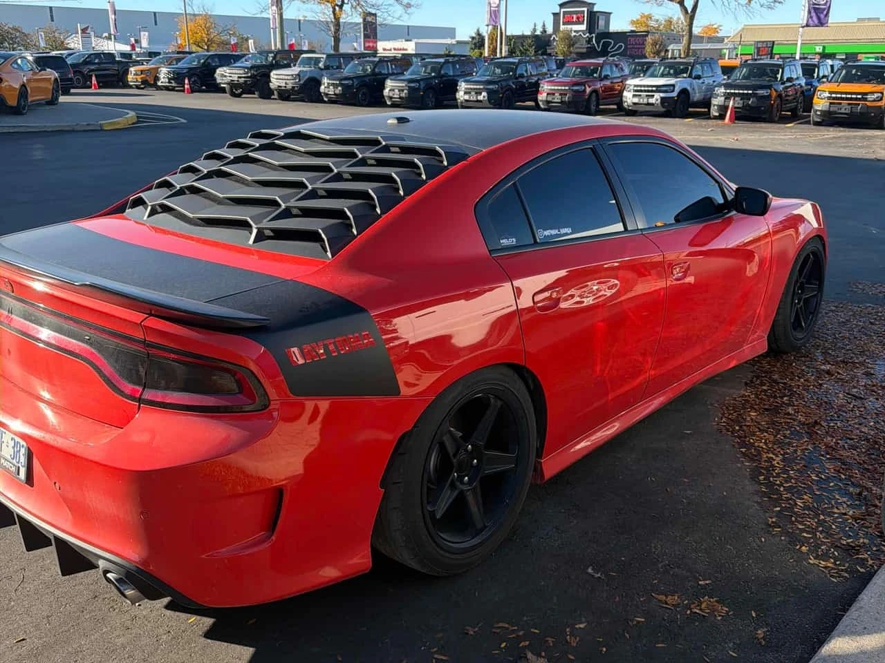Dodge Charger * 4dr Sdn R/T Daytona Edition RWD * CARFAX * ����� | Mobile.bg � ����������� 3