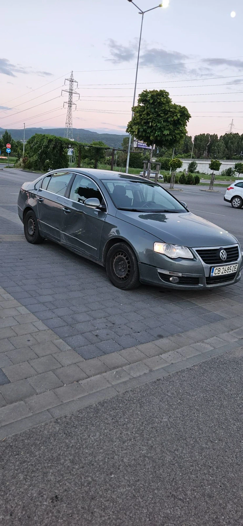 VW Passat, снимка 3 - Автомобили и джипове - 56605318