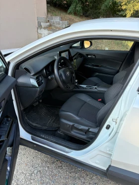 Toyota C-HR CLASSY, снимка 10