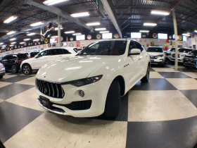 Maserati Levante * LUXURY AWD RED/LEATHER PAN/ROOF NAV B/SPOT CAMER, снимка 4