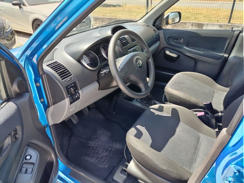 Suzuki Ignis 1.3 i 4x4 klima, снимка 8 - Автомобили и джипове - 46385211