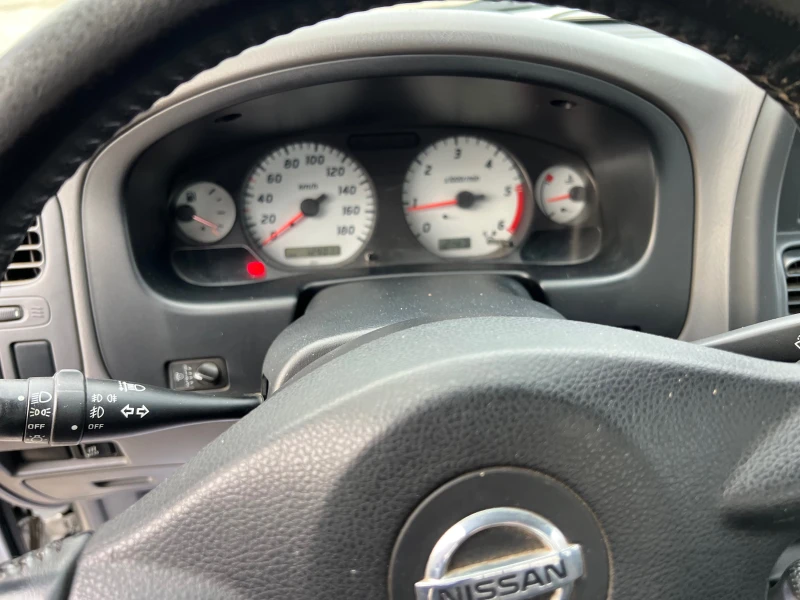 Nissan Navara 2, 5DI, снимка 11 - Автомобили и джипове - 48270300