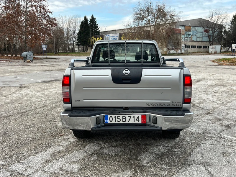 Nissan Navara 2, 5DI, снимка 4 - Автомобили и джипове - 48270300