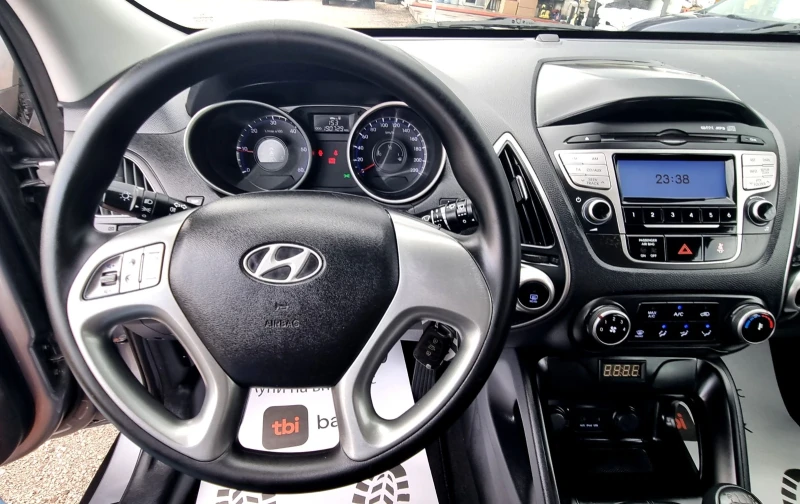 Hyundai IX35 1.7crdi 116k.c., снимка 11 - Автомобили и джипове - 51182297