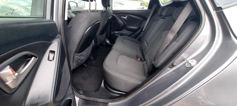 Hyundai IX35 1.7crdi 116k.c., снимка 12 - Автомобили и джипове - 51182297