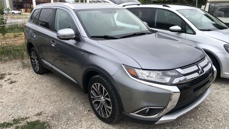 Mitsubishi Outlander, снимка 2 - Автомобили и джипове - 51814360
