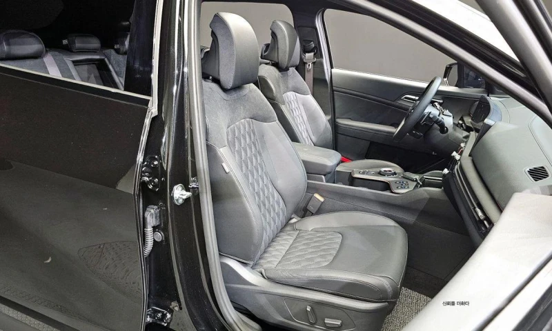 Kia Sportage Gasoline 1.6 Turbo 2WD Signature X Line, снимка 12 - Автомобили и джипове - 51993081