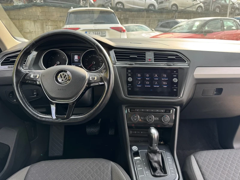 VW Tiguan 2.0TDI DSG, снимка 7 - Автомобили и джипове - 52892124