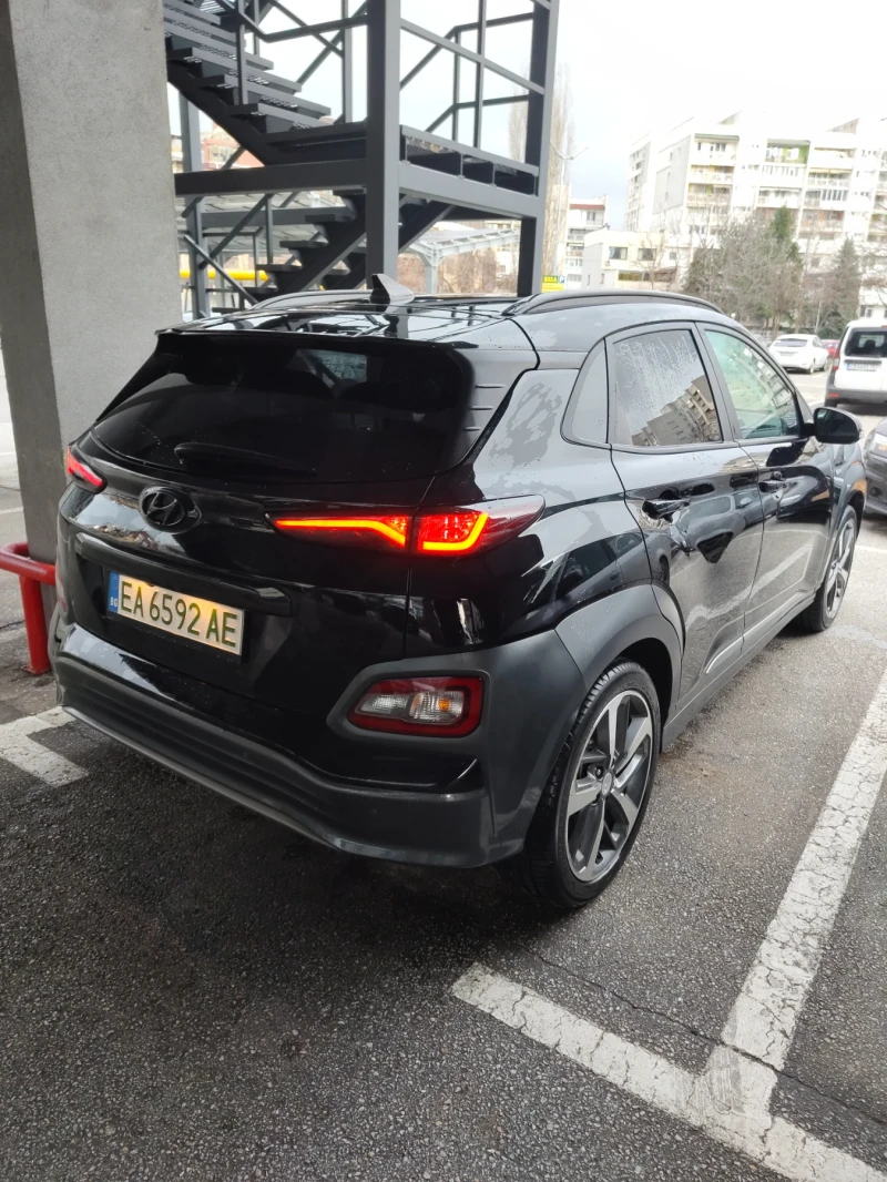 Hyundai Kona 64KWh/Blue link/3 ФАЗНА/SOH100%/Термопомпа/HEADUP, снимка 5 - Автомобили и джипове - 53422478