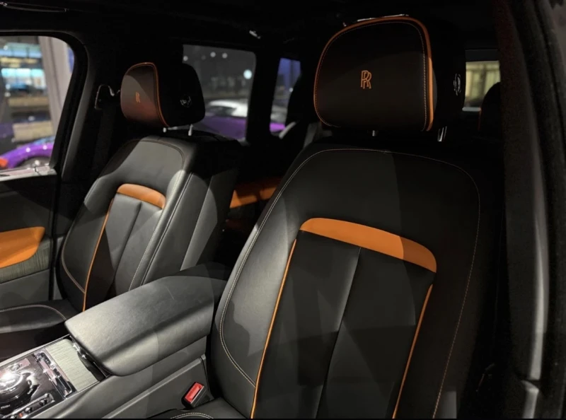 Rolls-Royce Cullinan, снимка 15 - Автомобили и джипове - 53458941