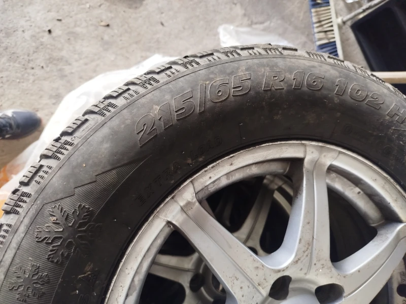 Mitsubishi Outlander MIVEC 4WD, снимка 12 - Автомобили и джипове - 53496460