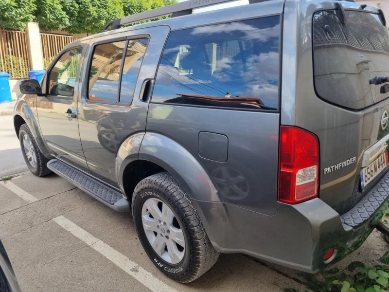 Nissan Pathfinder 4.0, снимка 3 - Автомобили и джипове - 53538811