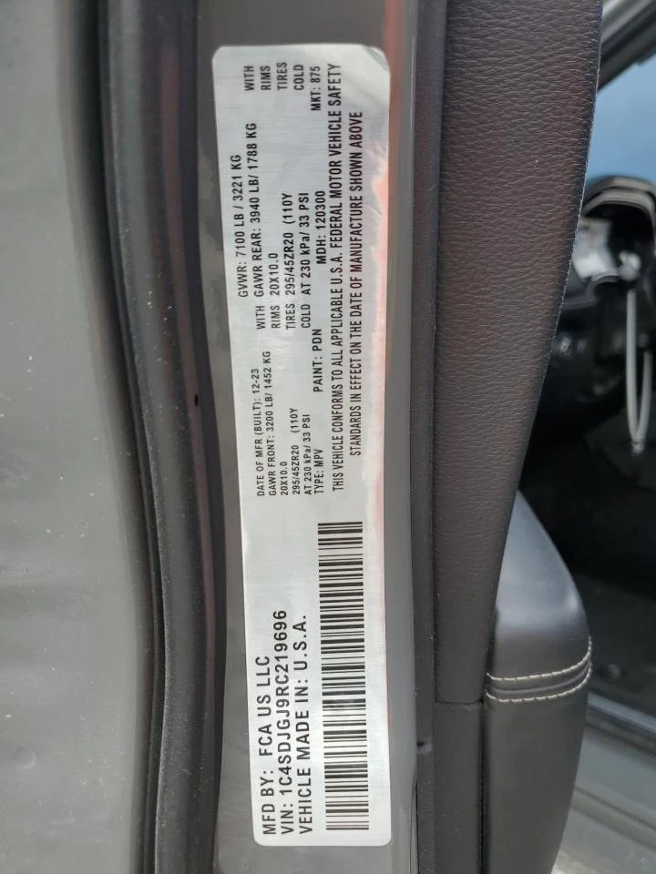 Dodge Durango 6.4l Srt 392, снимка 13 - Автомобили и джипове - 53190008