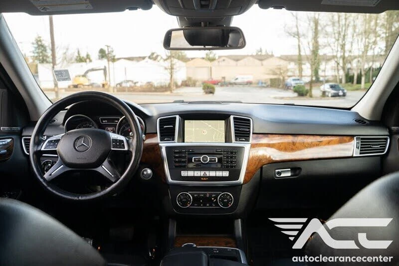 Mercedes-Benz ML 350 360 / ПОДГРЕВИ / ПАНОРАМА / ОТ ПРЕДСТАВИТЕЛСТВО, снимка 11 - Автомобили и джипове - 55017263